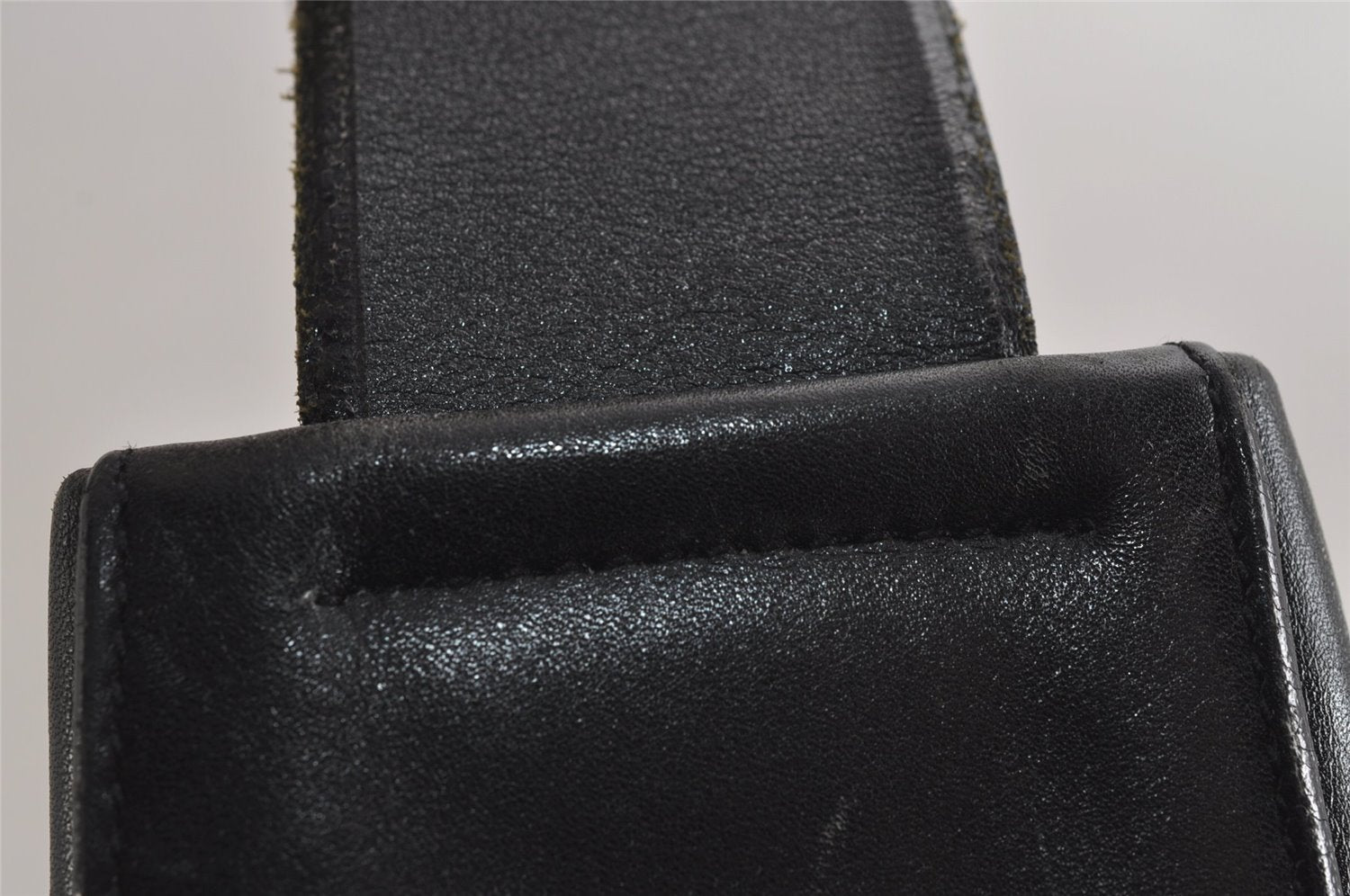Authentic PRADA Vintage Leather Shoulder Bag Purse Black 6346J