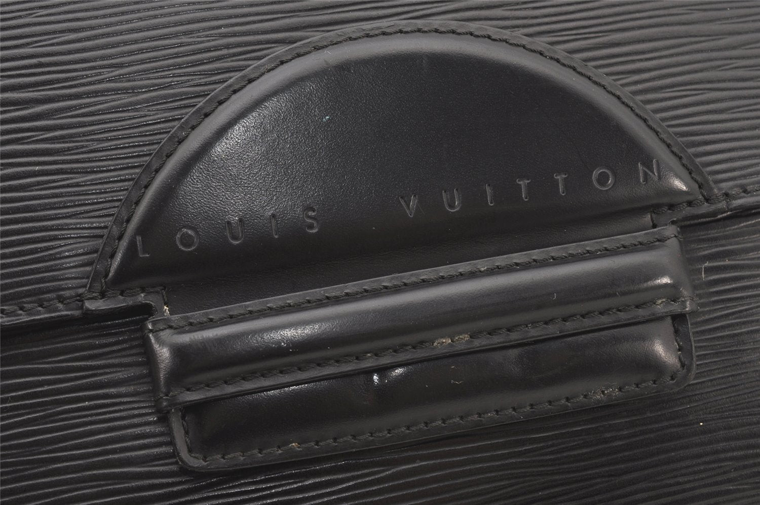 Authentic Louis Vuitton Epi Chaillot Clutch Hand Bag Purse Black M52532 LV 6348K
