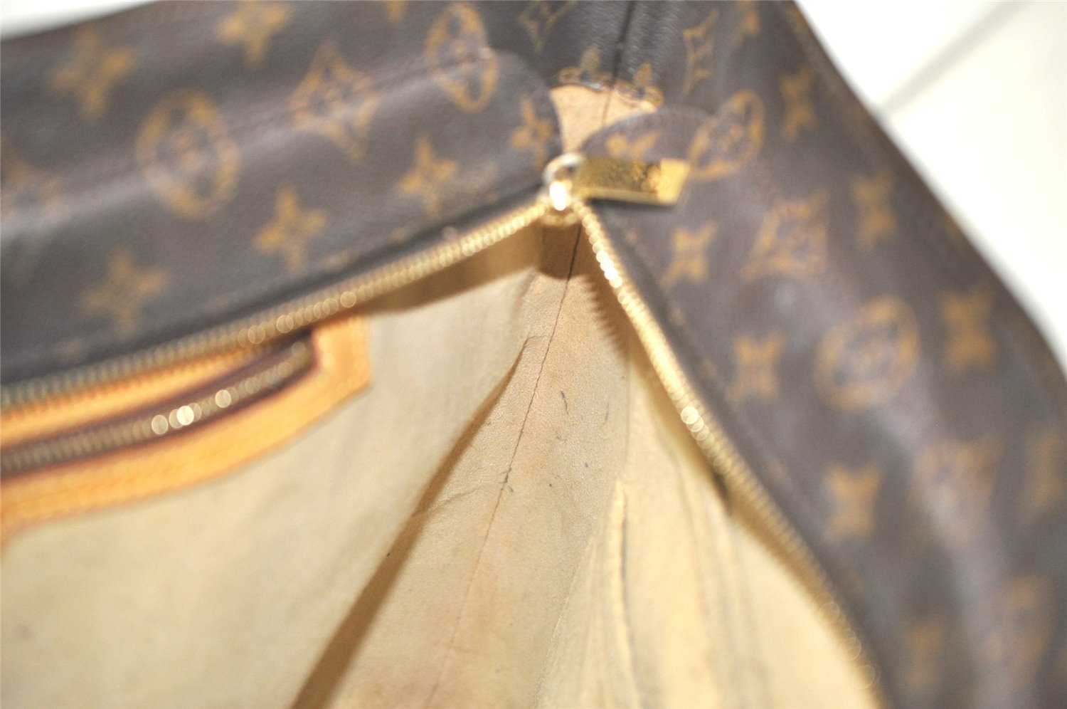 Authentic Louis Vuitton Monogram Luco Shoulder Tote Bag M51155 LV Junk 6352K
