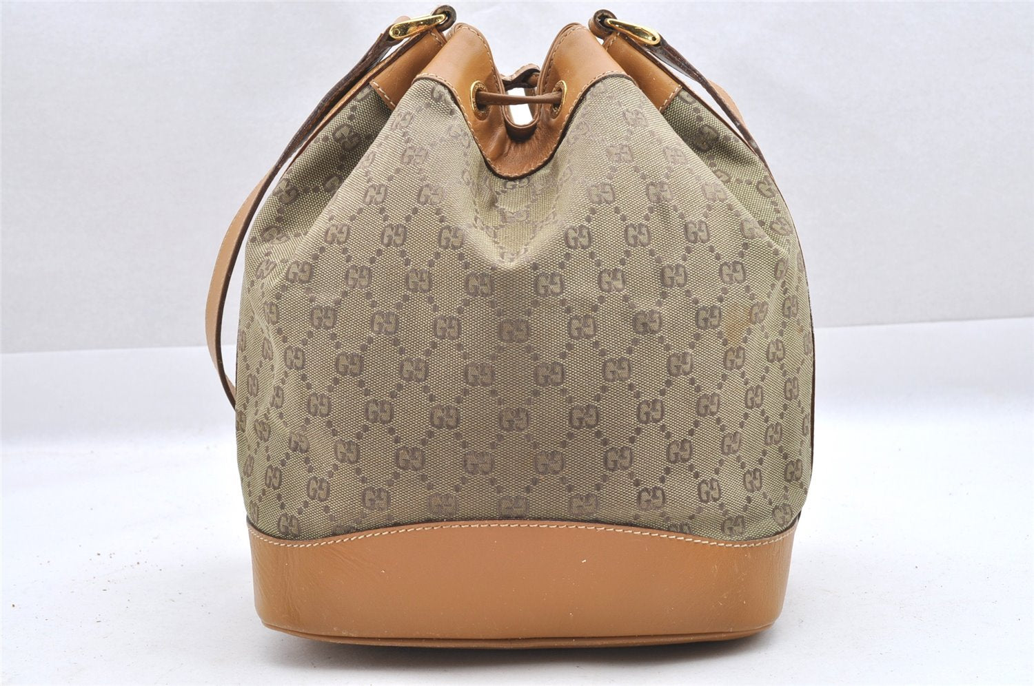 Authentic GUCCI Shoulder Drawstring Bag Purse GG Canvas Leather Beige Junk 6358J