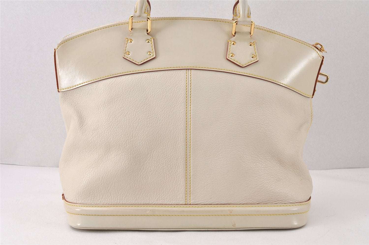 Authentic Louis Vuitton Suhali Lockit MM Hand Bag White M91874 LV 6359K