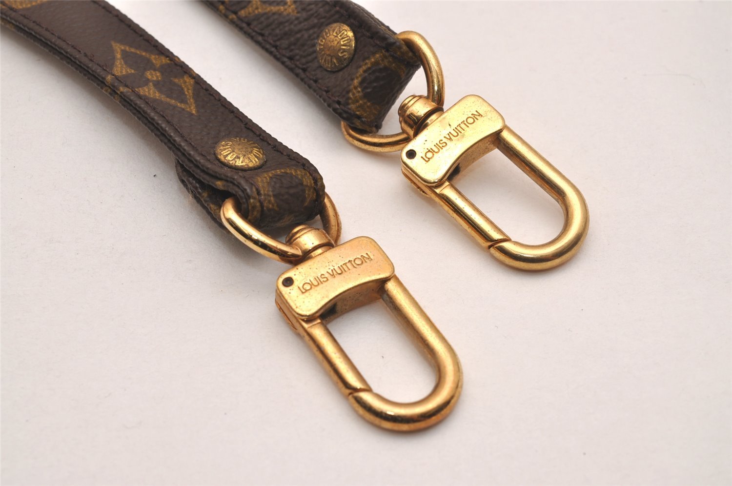 Authentic Louis Vuitton Monogram Shoulder Strap 46.7