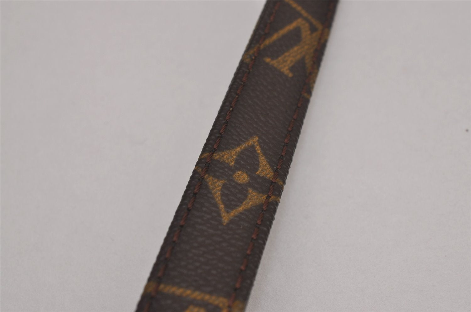 Authentic Louis Vuitton Monogram Shoulder Strap 46.7