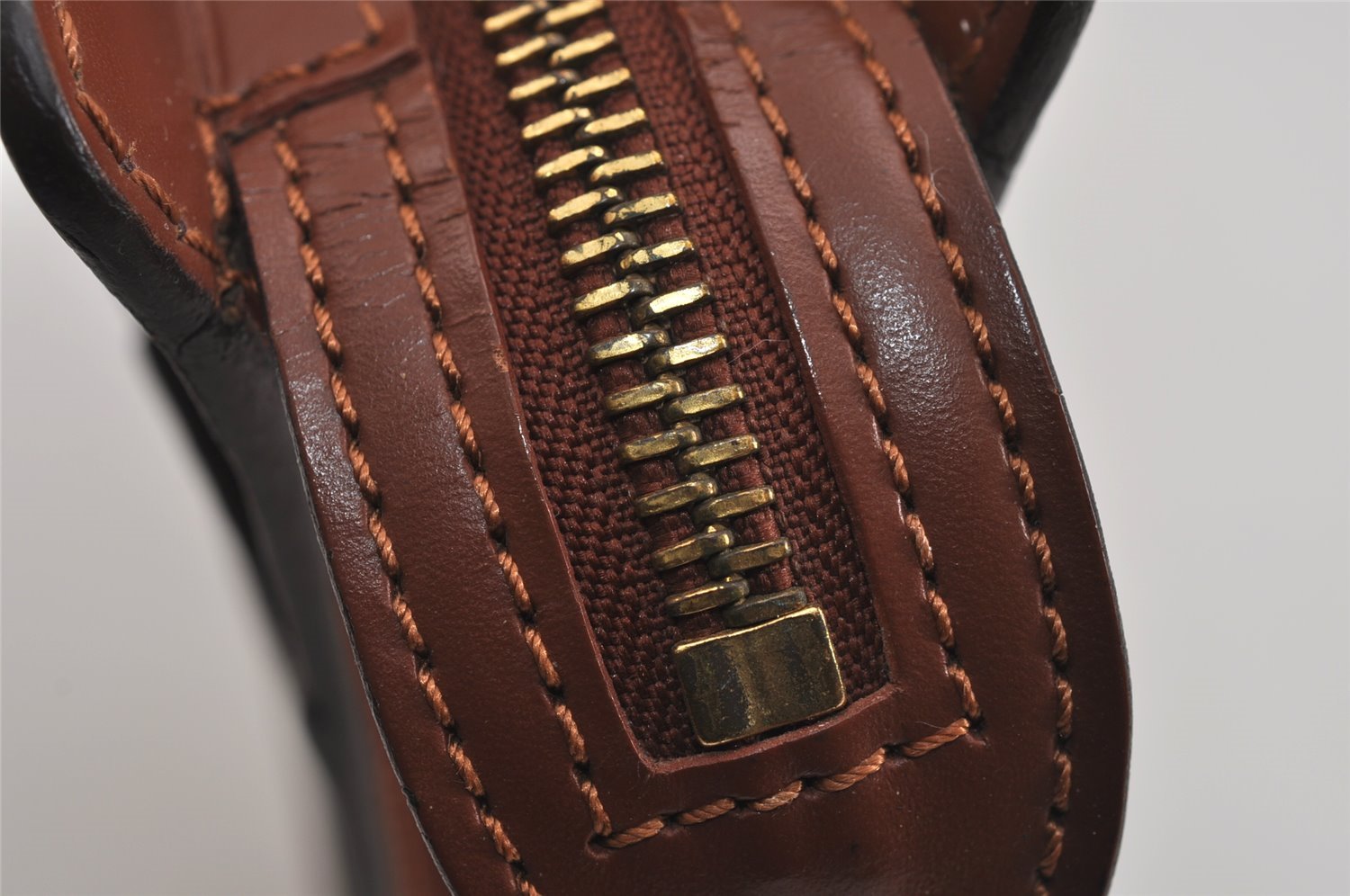 Authentic Louis Vuitton Monogram Pochette Homme Clutch Hand Bag M51795 LV 6370J