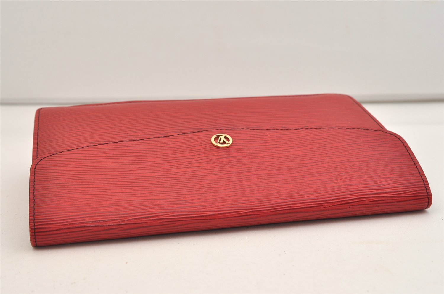 Authentic Louis Vuitton Epi Montaigne 27 Clutch Hand Bag Red M52657 LV 6373J