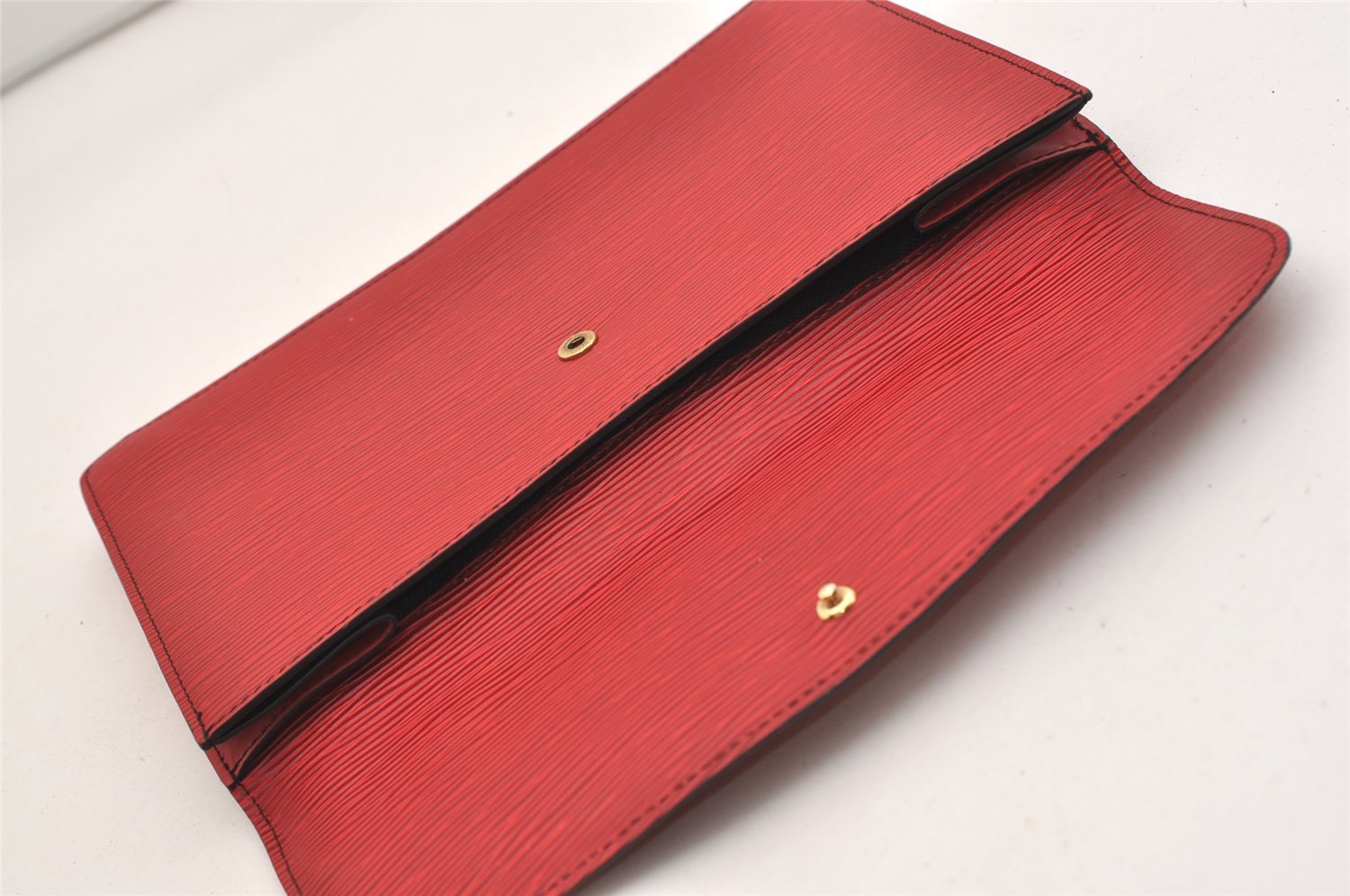 Authentic Louis Vuitton Epi Montaigne 27 Clutch Hand Bag Red M52657 LV 6373J