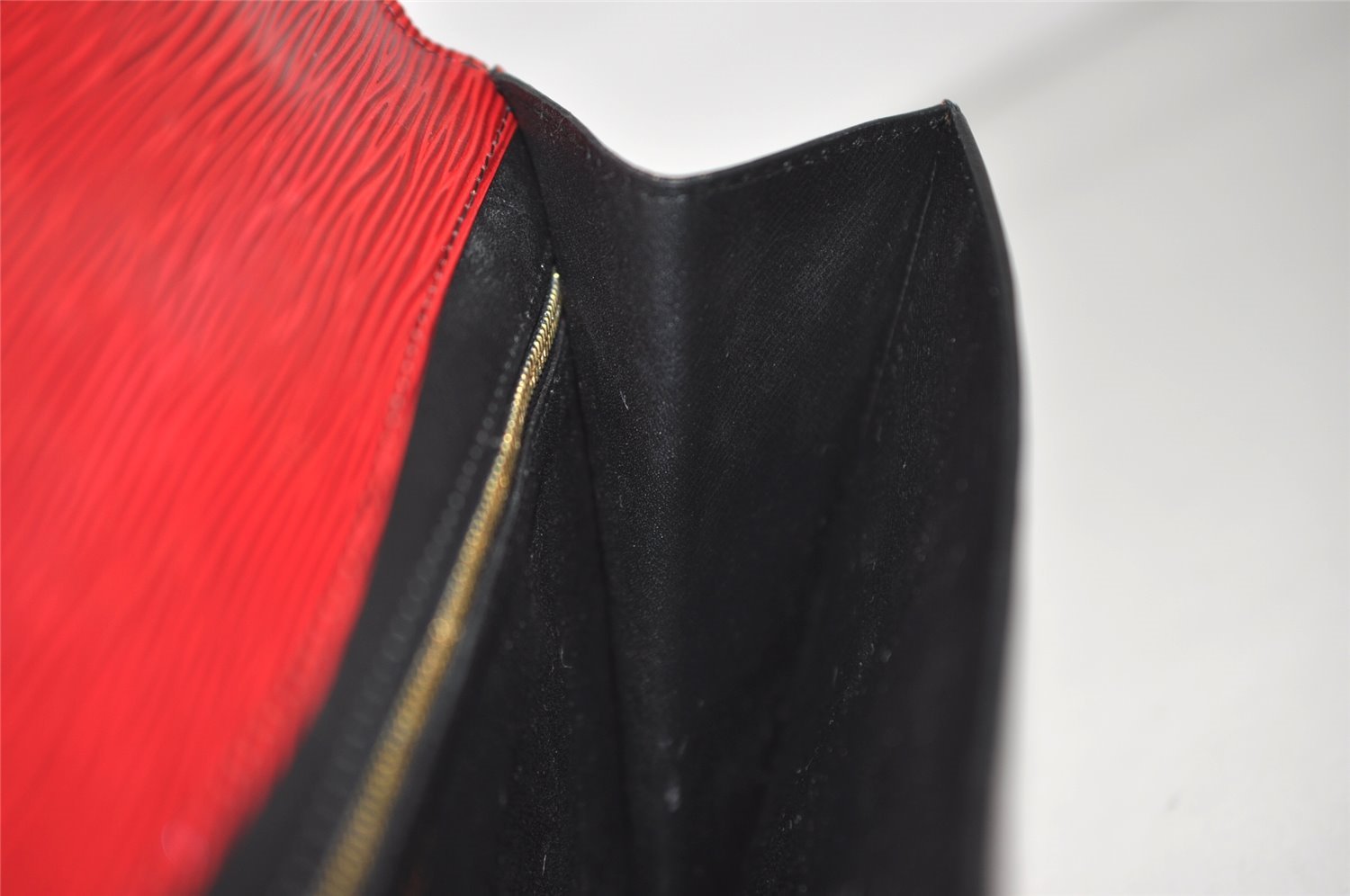 Authentic Louis Vuitton Epi Montaigne 27 Clutch Hand Bag Red M52657 LV 6373J