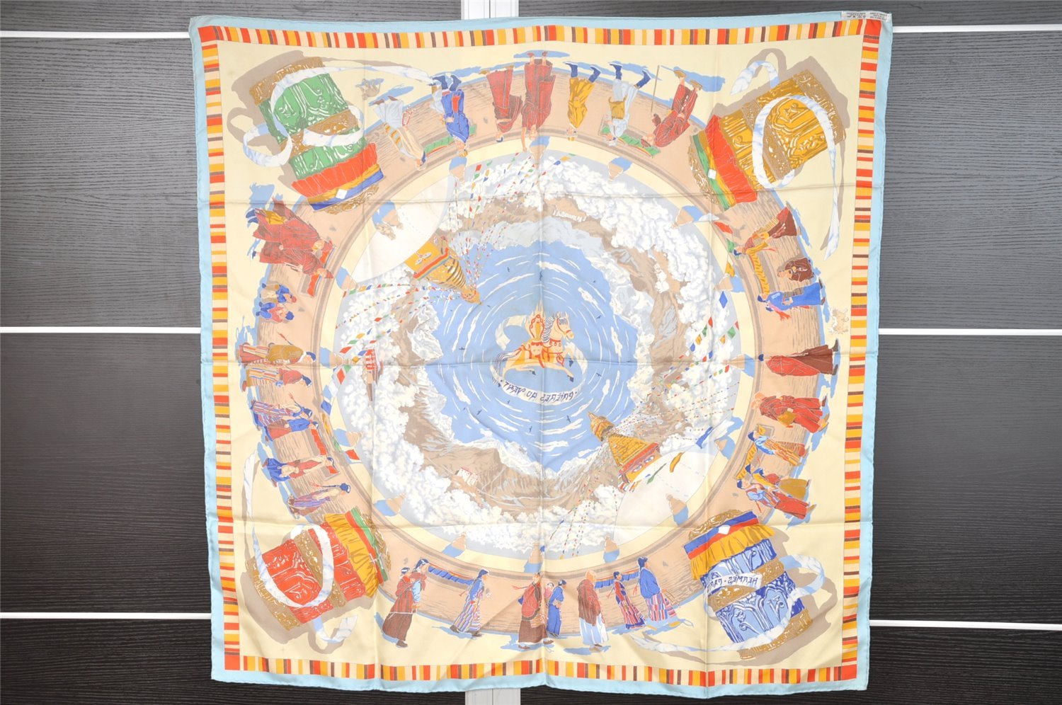 Authentic HERMES Carre 90 Scarf 