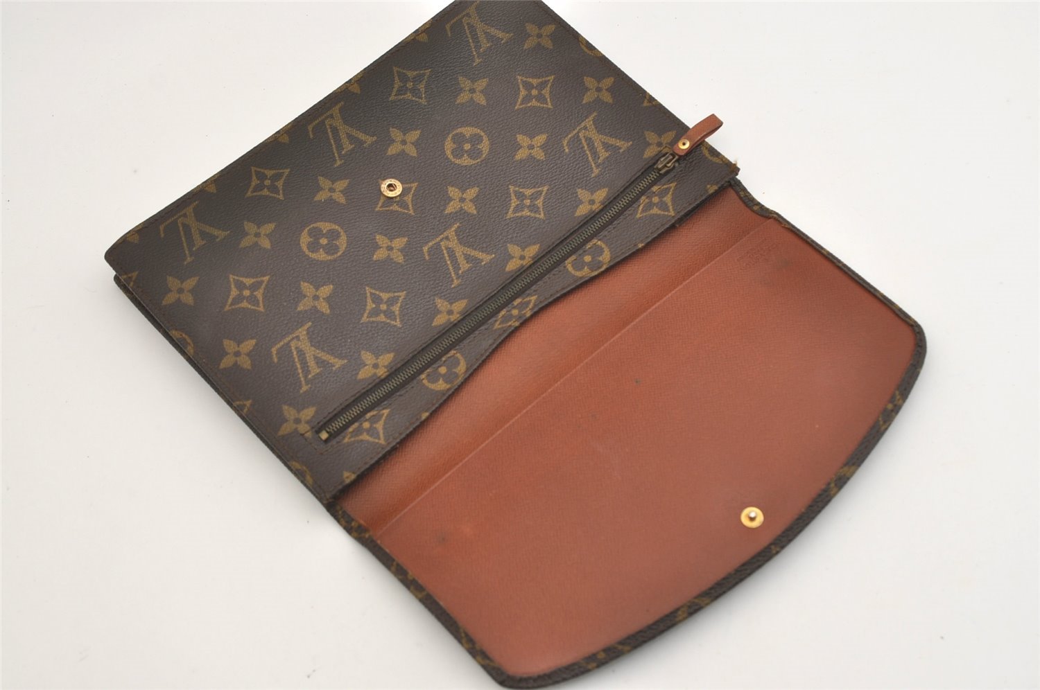 Authentic Louis Vuitton Monogram Pochette Rabat Clutch Bag Old Model LV 6377J