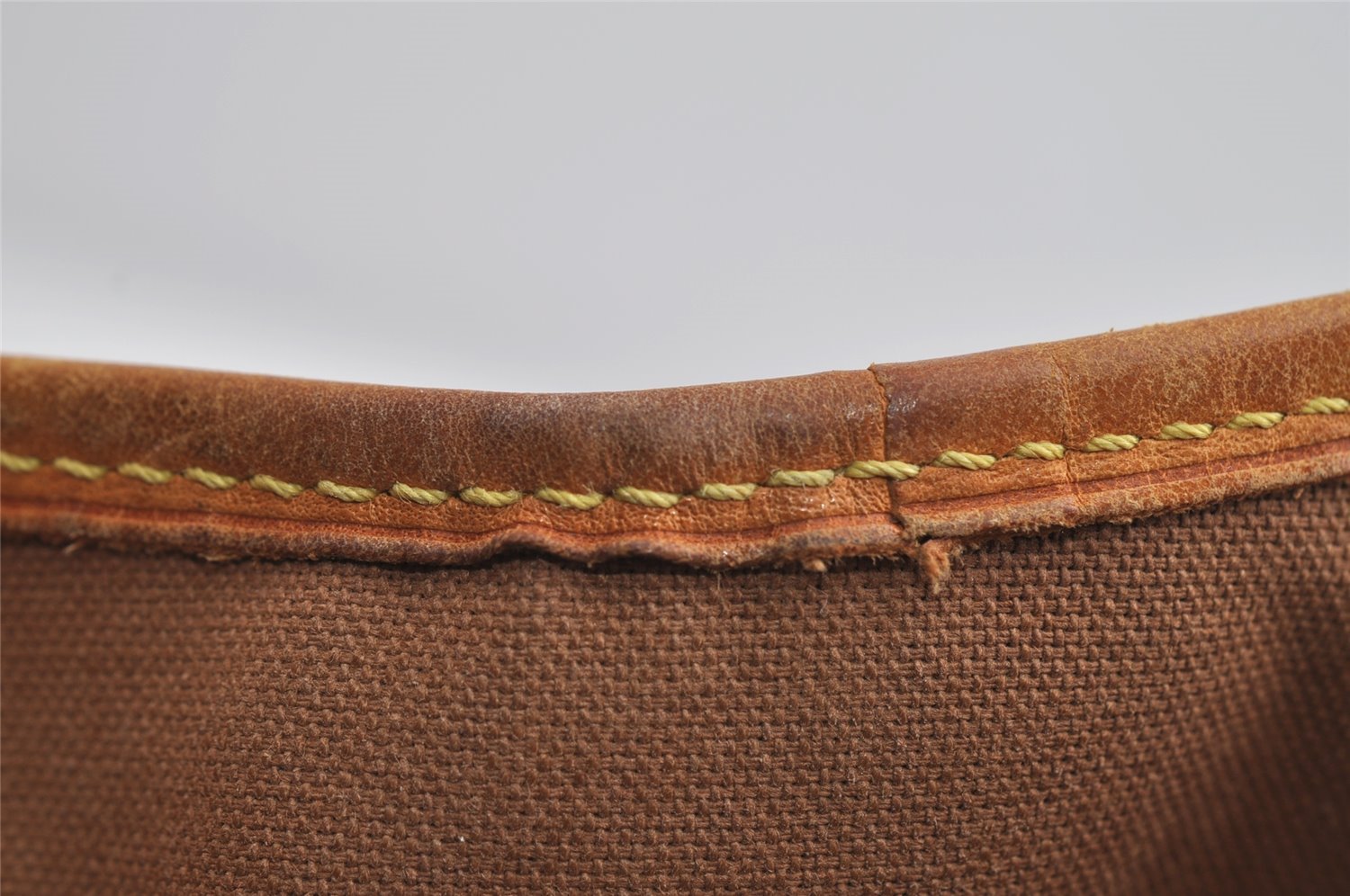 Authentic Louis Vuitton Monogram Batignolles Horizontal Tote Bag M51154 LV 6379I