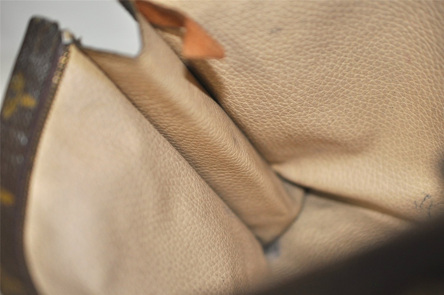 Auth Louis Vuitton Monogram Poche Toilette 26 Cosmetics Pouch Old Model LV 6379J