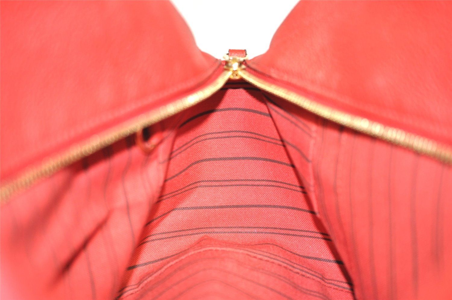 Auth Louis Vuitton Monogram Empreinte Marais MM Hand Bag Red M41190 LV 6381J