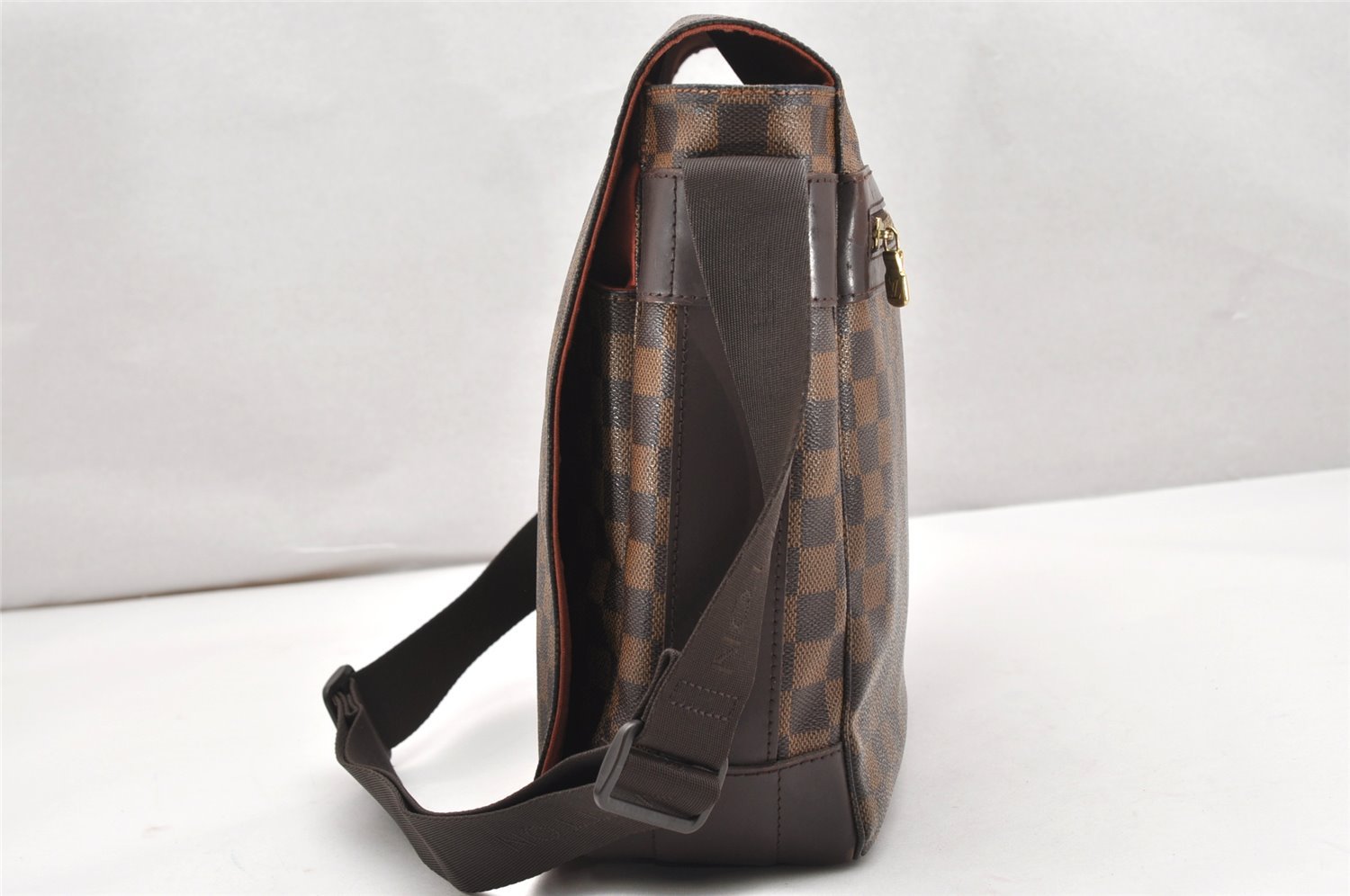Authentic Louis Vuitton Damier Bastille Shoulder Cross Body Bag N45258 LV 6381K