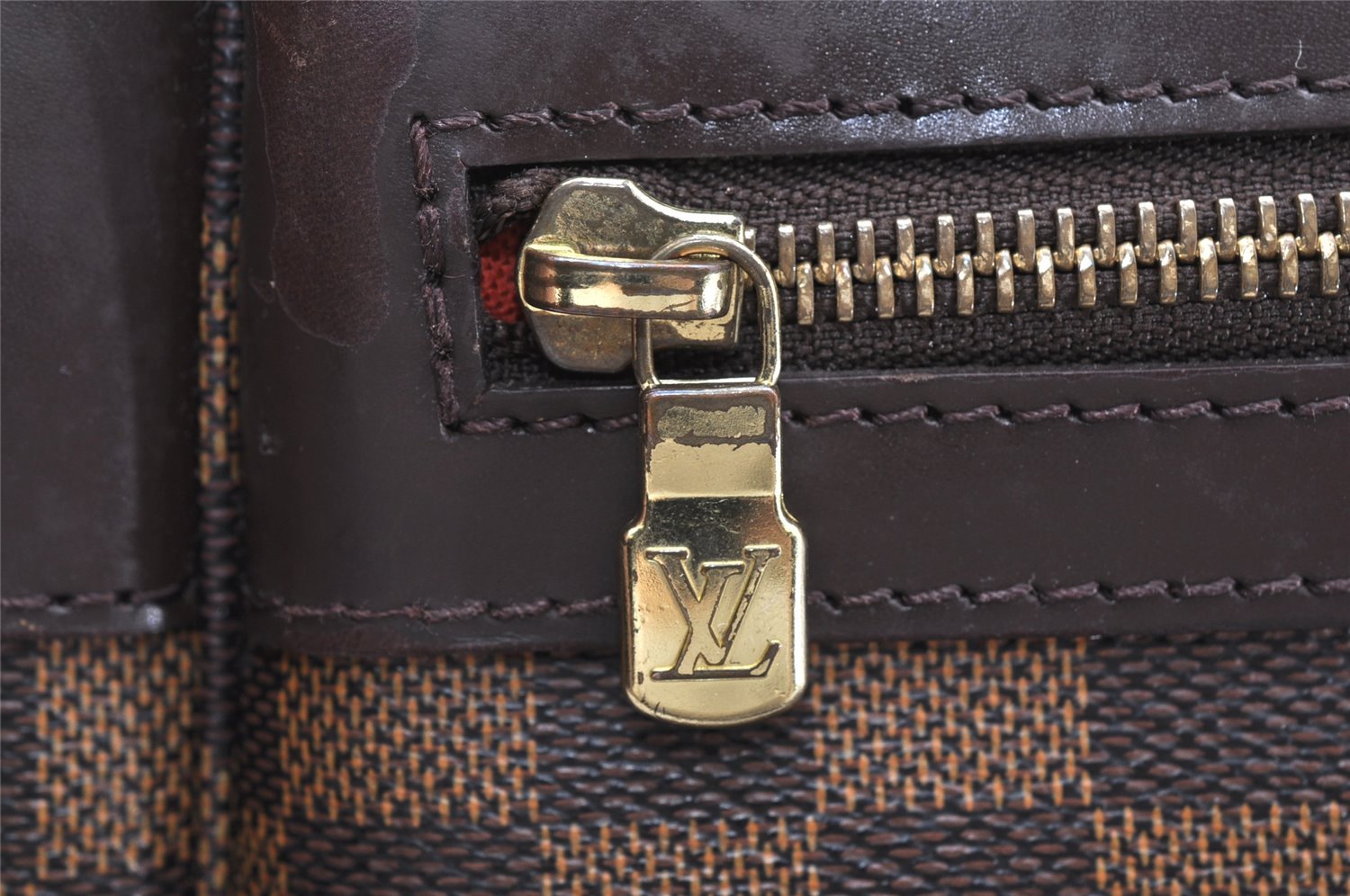 Authentic Louis Vuitton Damier Bastille Shoulder Cross Body Bag N45258 LV 6381K