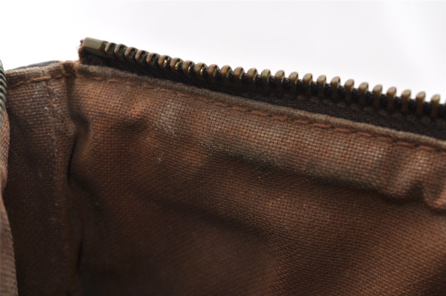 Authentic Louis Vuitton Monogram Pochette Valmy M40524 Shoulder Bag Junk 6388I