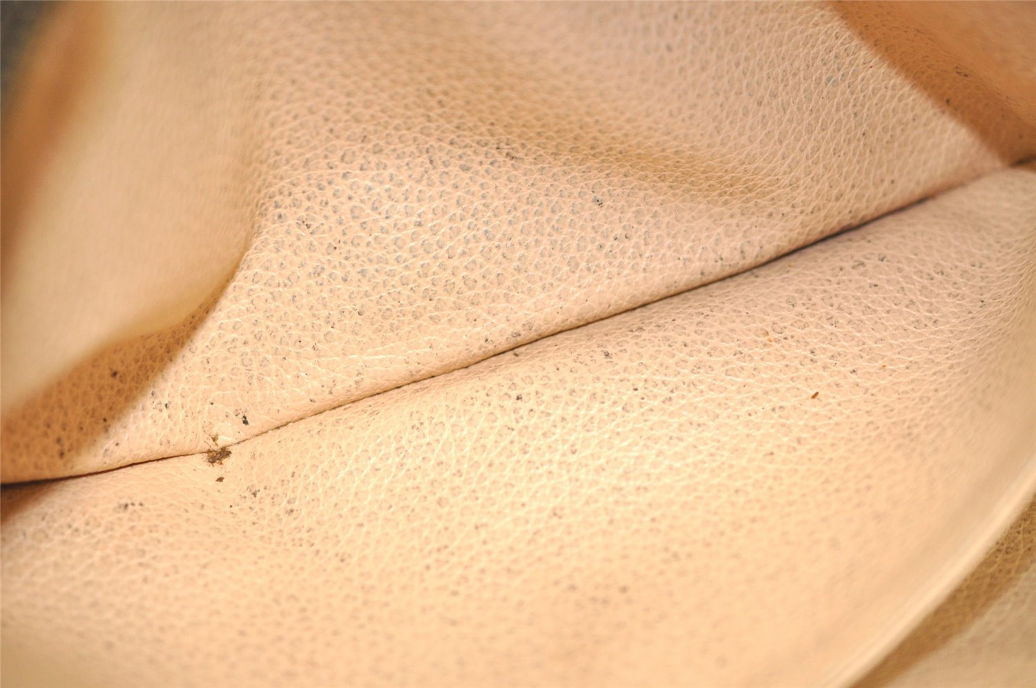 Auth Louis Vuitton Monogram Trousse Toilette 28 Clutch Hand Bag Old Model 6388J