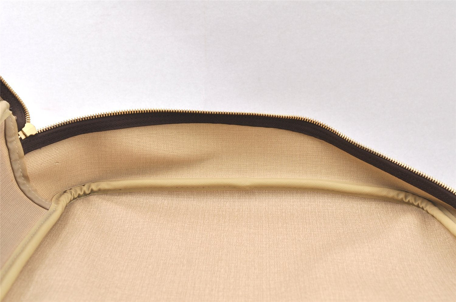 Authentic Louis Vuitton Monogram Alize 24 Heures Boston Hand Bag M41399 LV 6388K