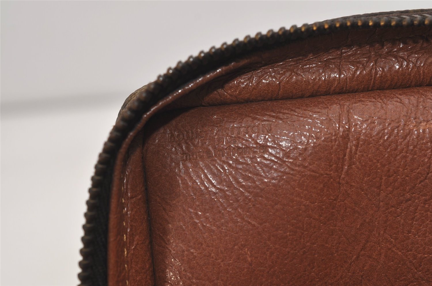 Authentic Louis Vuitton Monogram Amazone Shoulder Cross Body Bag Old Model 6390J