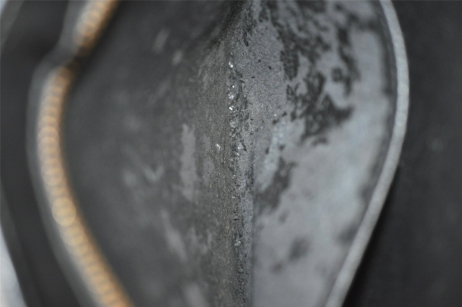 Authentic Louis Vuitton Epi Pochette Homme Clutch Hand Bag Black M52522 LV 6391I