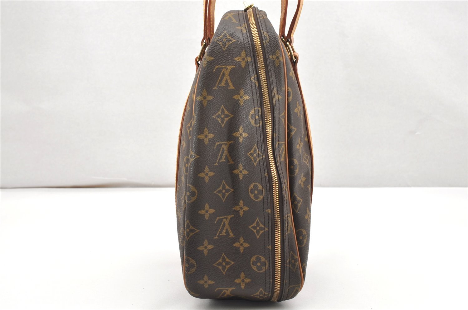 Authentic Louis Vuitton Monogram Excursion Golf Cup 1993 JAPAN Hand Bag LV 6391K