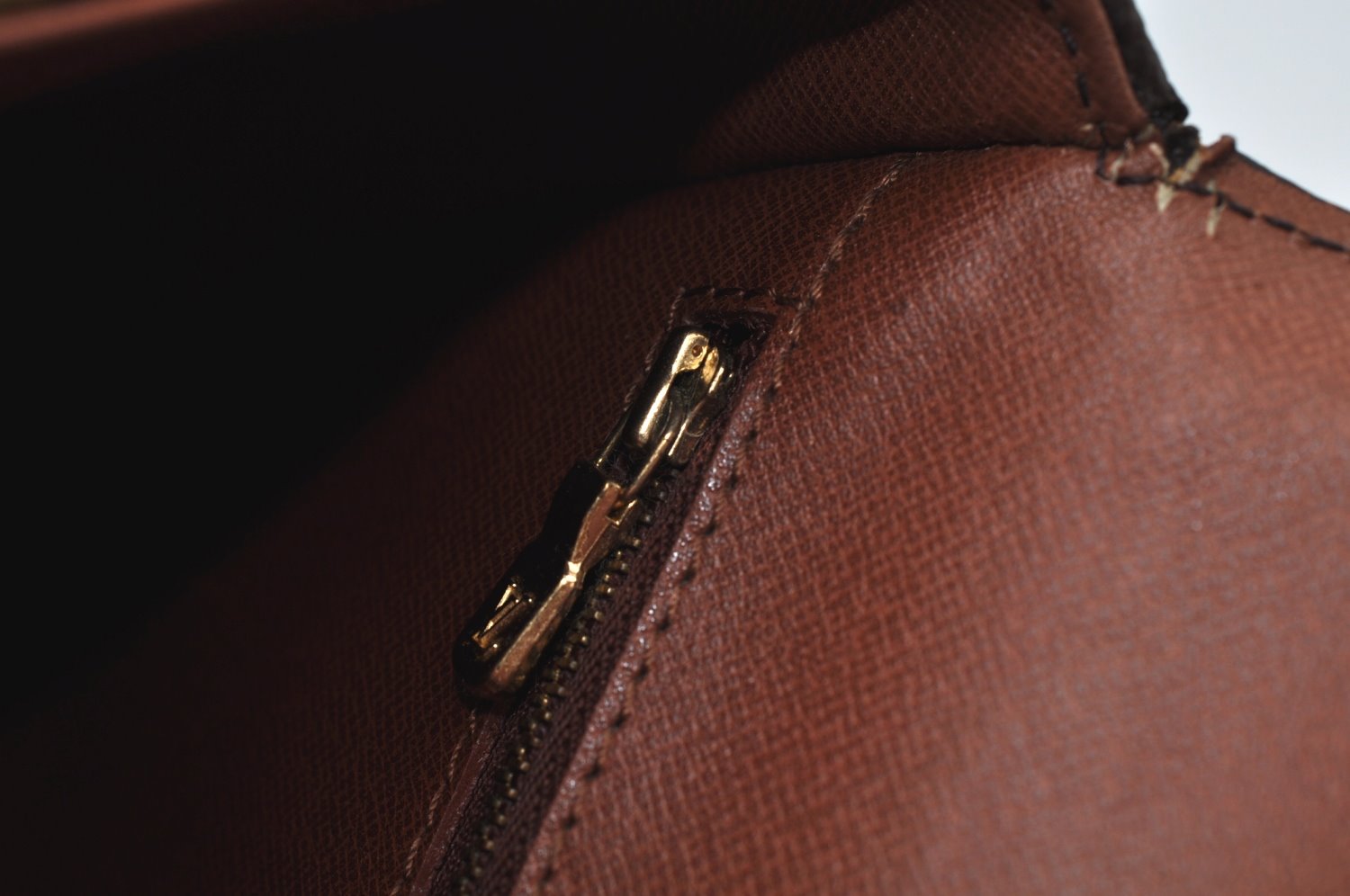 Authentic Louis Vuitton Monogram Chantilly MM Shoulder Bag M51233 Junk 6394I