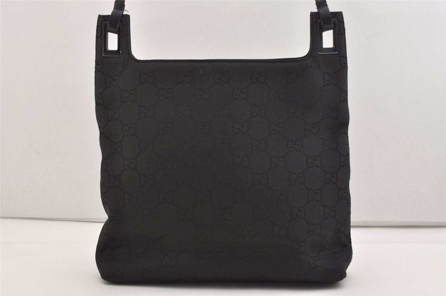 Authentic GUCCI Vintage Shoulder Hand Bag Purse GG Nylon Leather Black 6394J