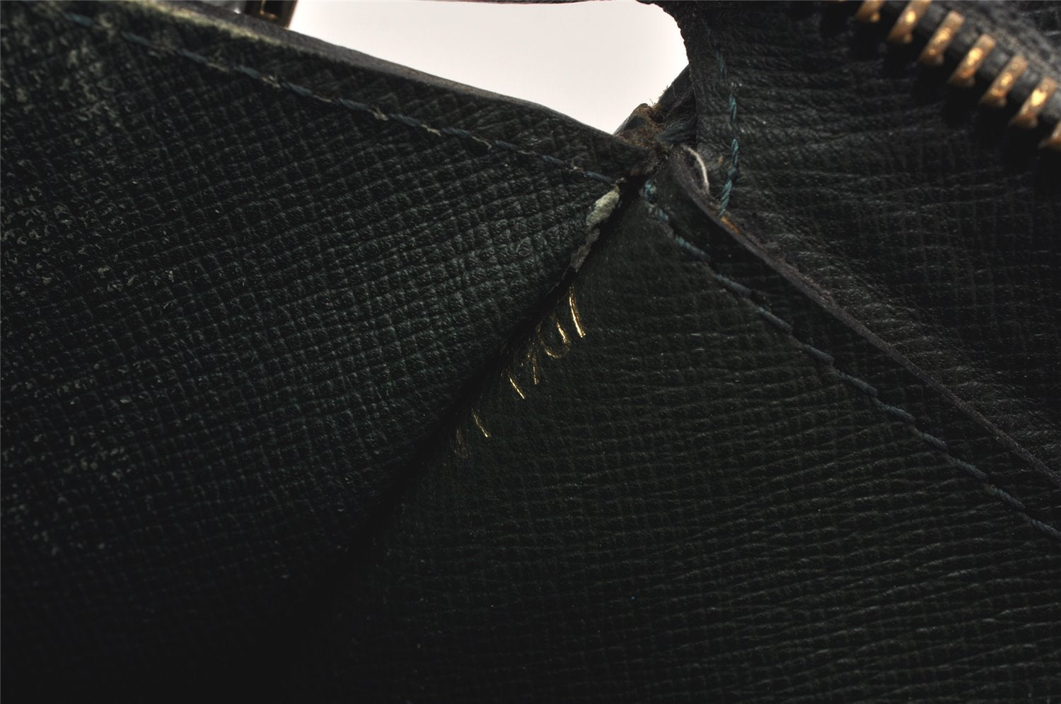Auth Louis Vuitton Taiga Porte Documents Lozan 2Way Briefcase M30054 Green 6395K