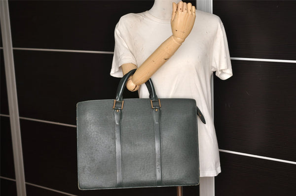 Auth Louis Vuitton Taiga Porte Documents Lozan 2Way Briefcase M30054 Green 6395K