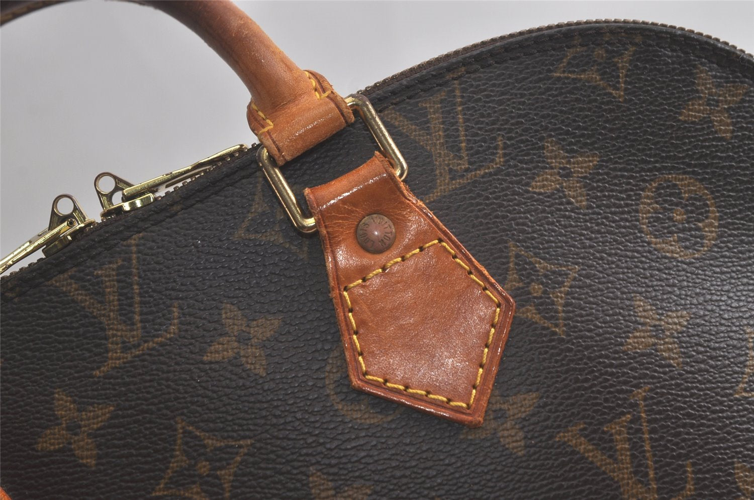Authentic Louis Vuitton Monogram Alma Hand Bag Purse M51130 LV 6396K