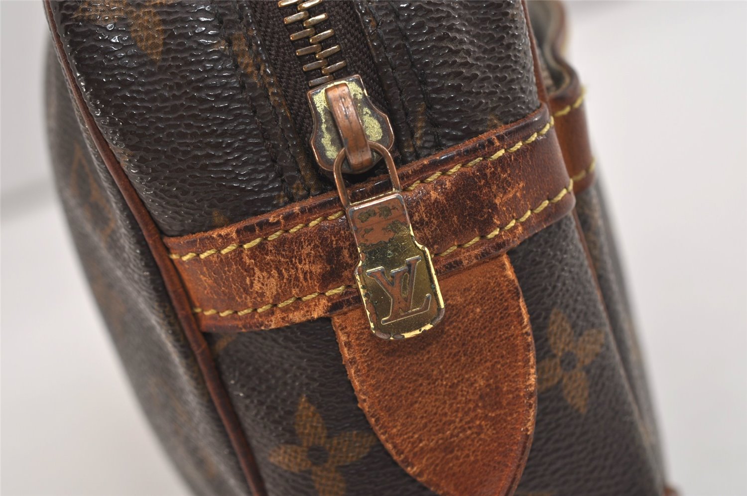 Authentic Louis Vuitton Monogram Compiegne 28 Clutch Hand Bag M51845 LV 6399J