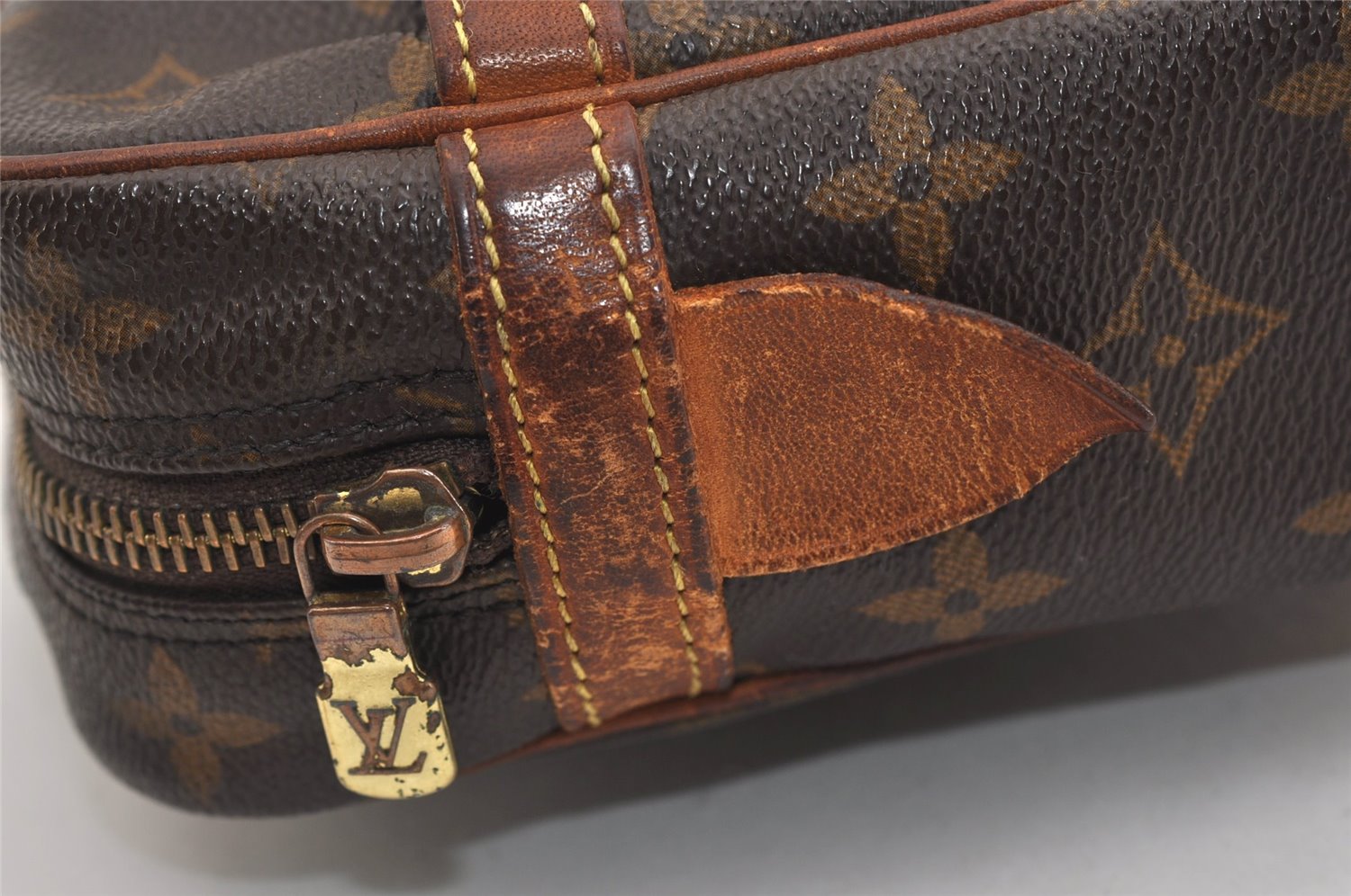 Authentic Louis Vuitton Monogram Compiegne 28 Clutch Hand Bag M51845 LV 6399J