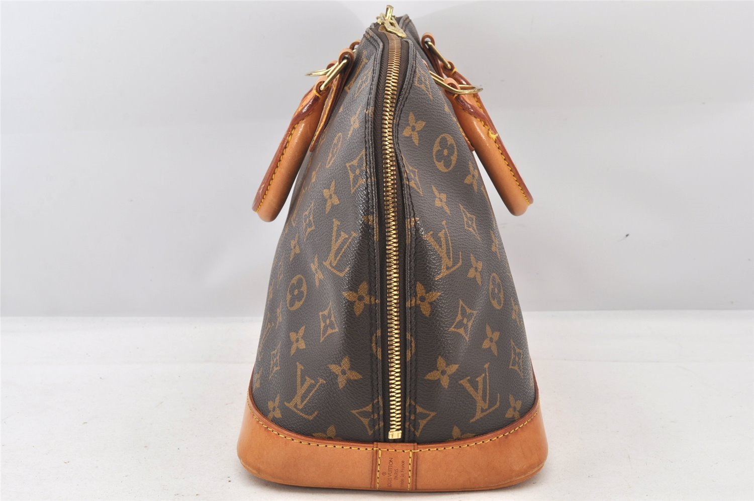 Authentic Louis Vuitton Monogram Alma Hand Bag Purse M51130 LV 6399K
