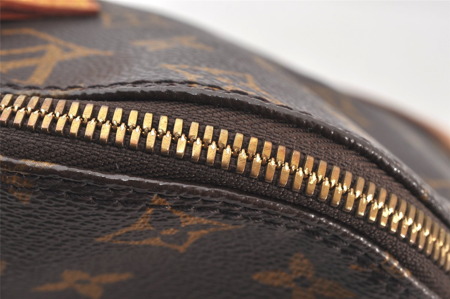 Authentic Louis Vuitton Monogram Alma Hand Bag Purse M51130 LV 6399K