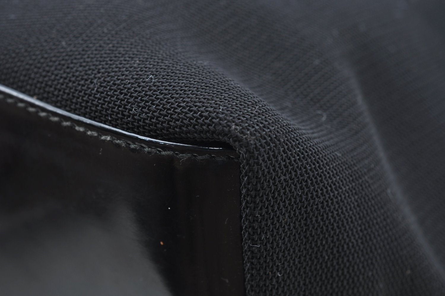 Authentic GUCCI Vintage Shoulder Hand Bag Purse Nylon Enamel Black Junk 6401I