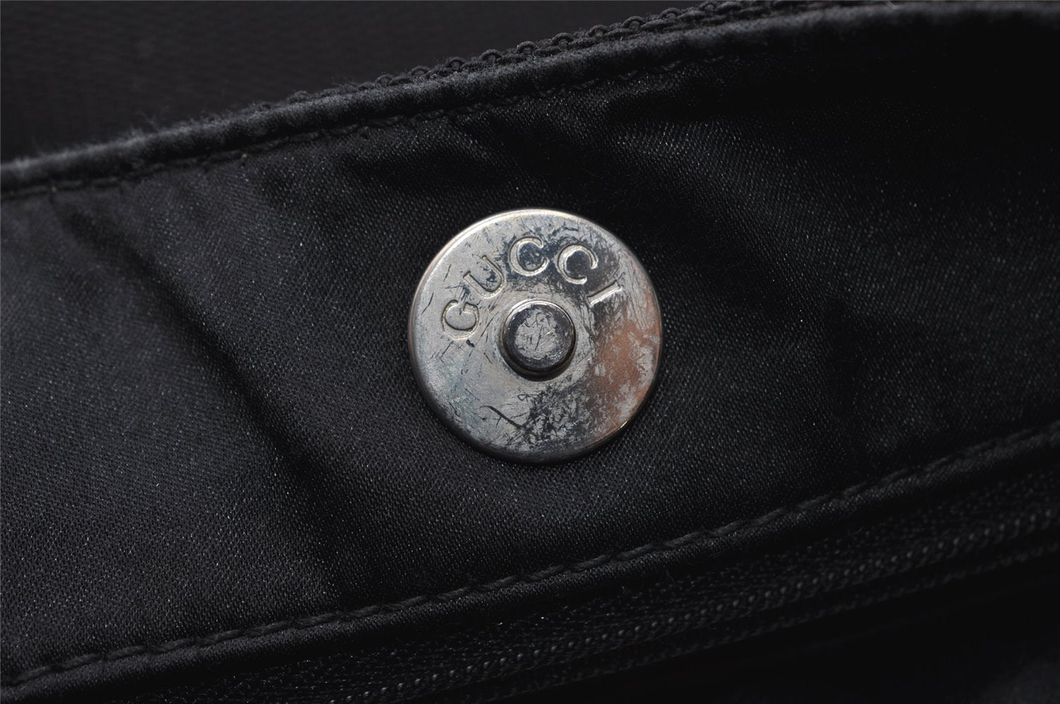 Authentic GUCCI Vintage Shoulder Hand Bag Purse Nylon Enamel Black Junk 6401I