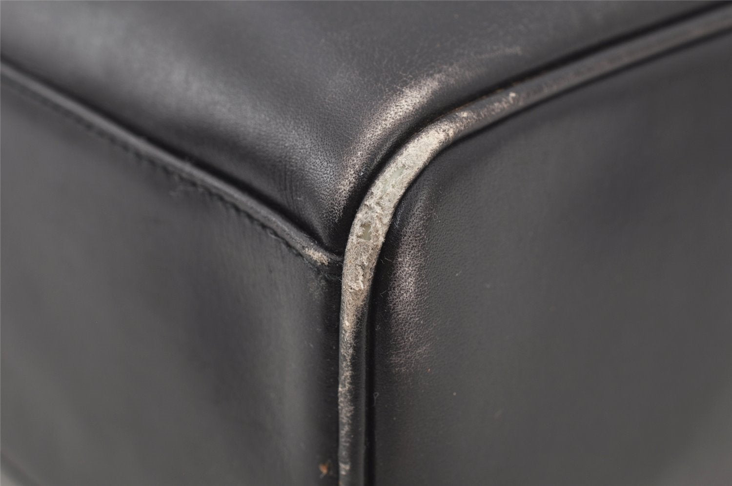 Authentic GUCCI Vintage Shoulder Hand Bag Purse Leather Black Junk 6406J