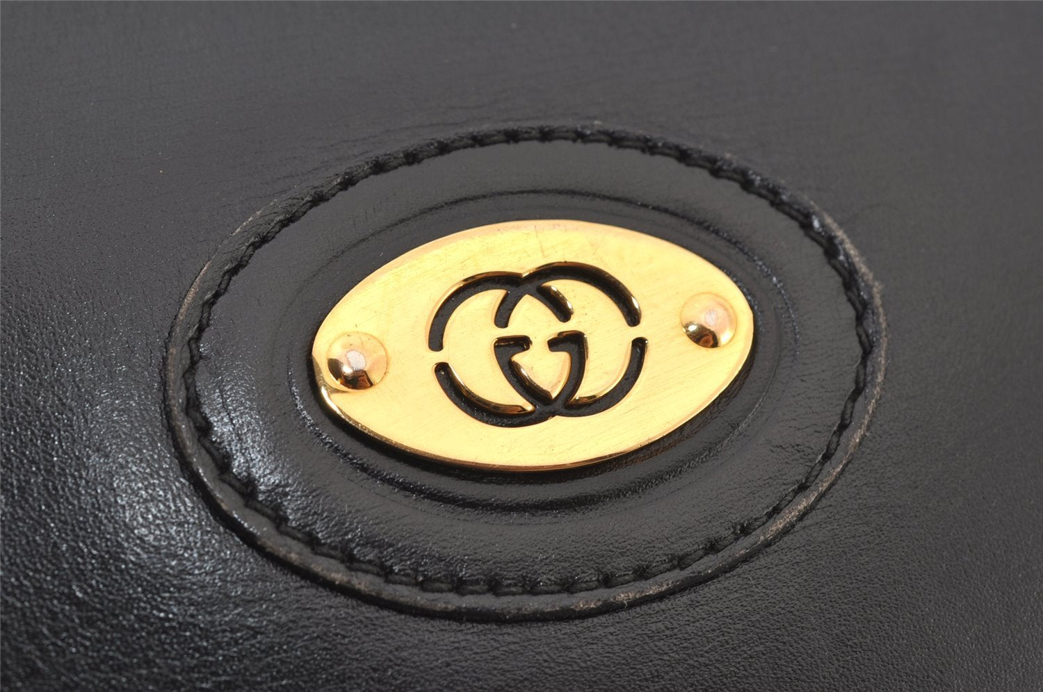 Authentic GUCCI Vintage Shoulder Hand Bag Purse Leather Black Junk 6406J