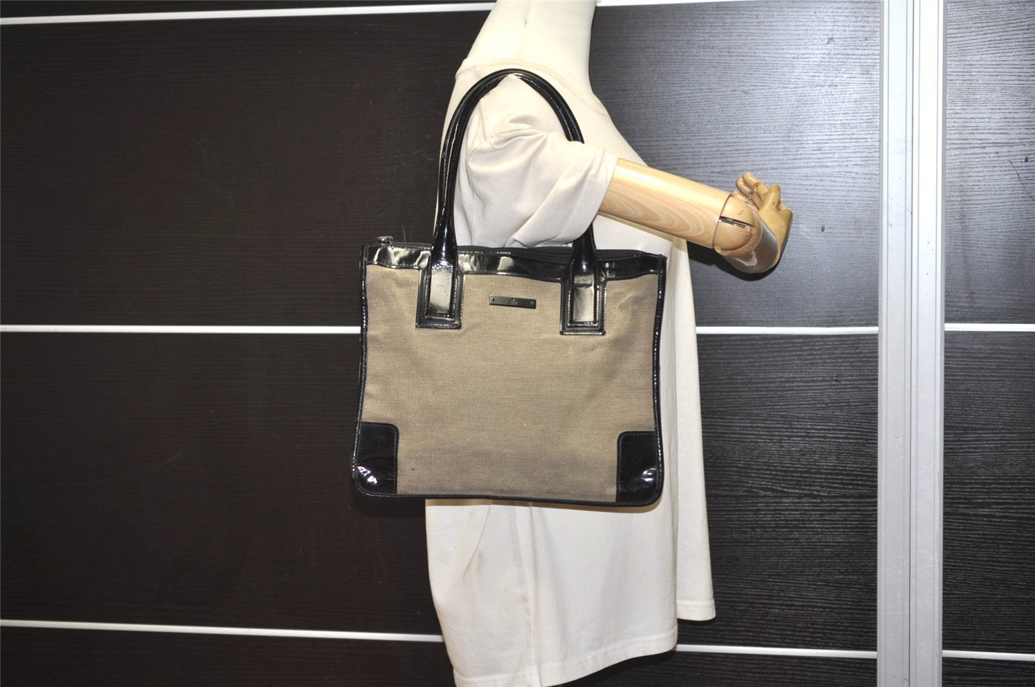 Authentic GUCCI Vintage Shoulder Tote Bag Canvas Enamel 0000855 Beige 6408J