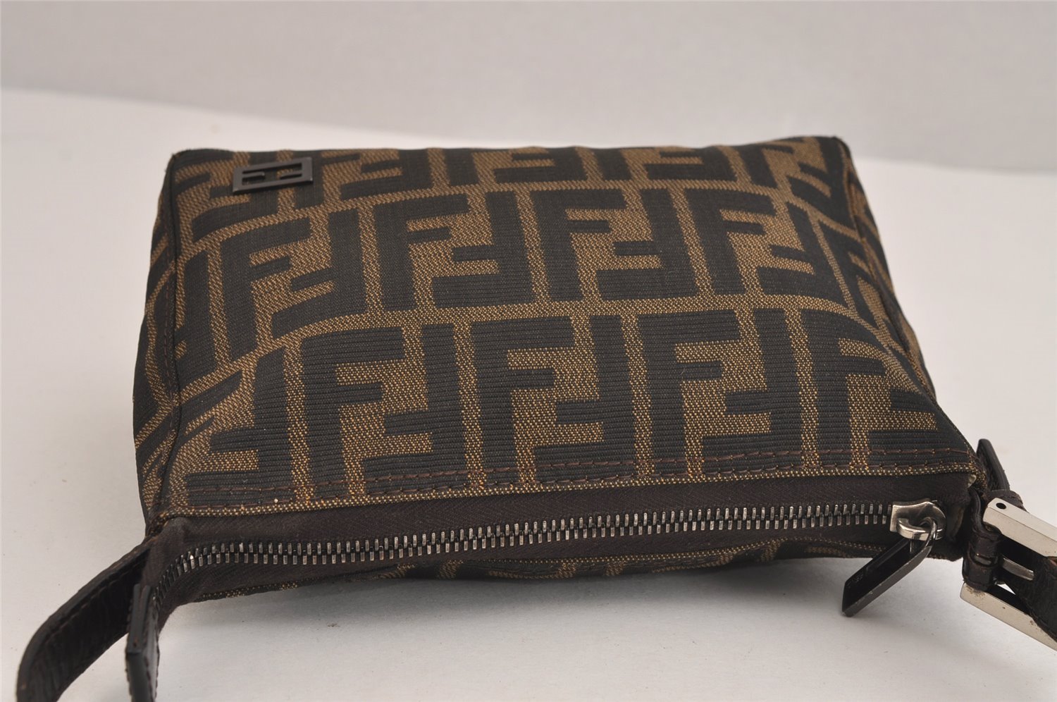 Authentic FENDI Vintage Zucca Shoulder Hand Bag Purse Canvas Leather Brown 6411J