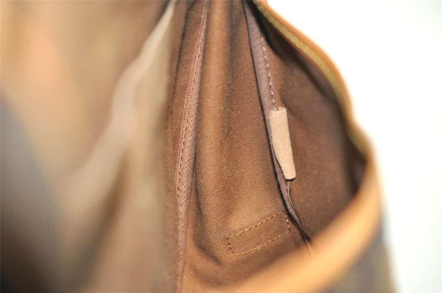 Authentic Louis Vuitton Monogram Saumur 35 Shoulder Cross Bag M42254 LV 6412I