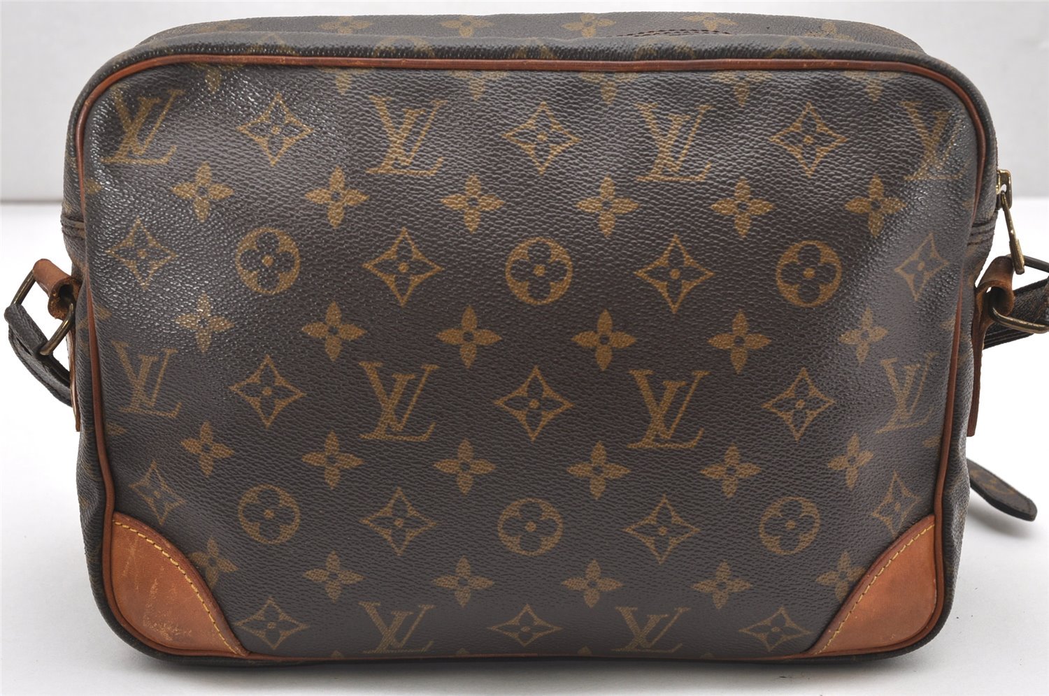 Authentic Louis Vuitton Monogram Nile Shoulder Cross Body Bag M45244 LV 6413K