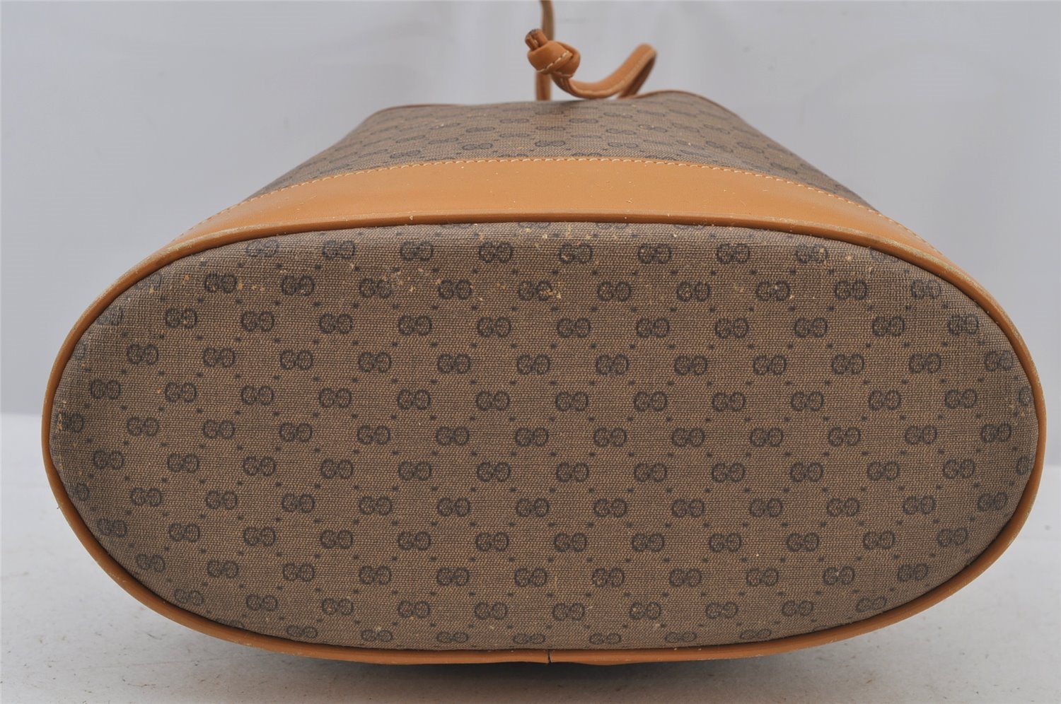 Authentic GUCCI Micro GG PVC Leather Shoulder Drawstring Bag Brown Junk 6417J