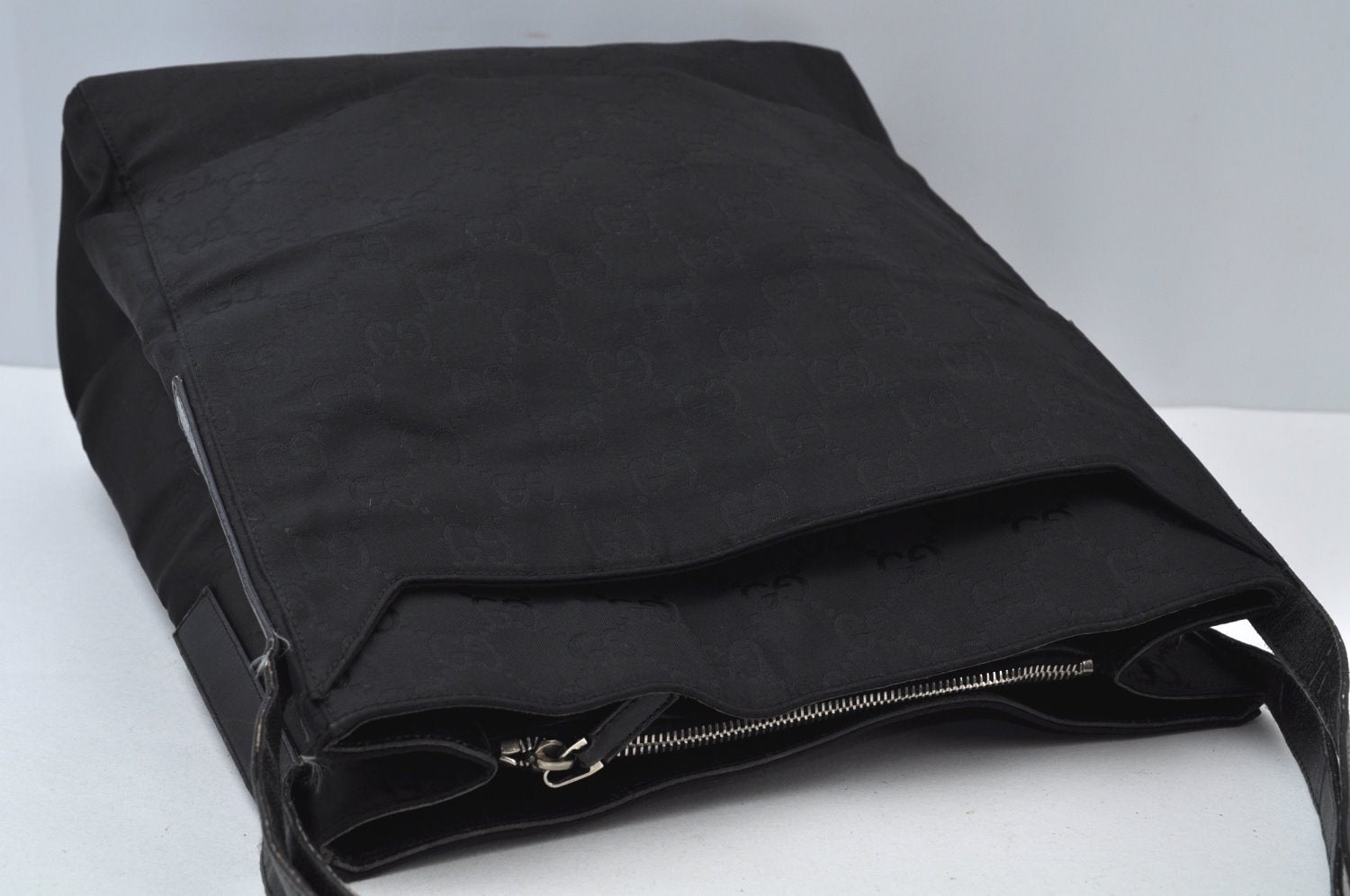 Authentic GUCCI Vintage Shoulder Hand Bag GG Nylon Leather 0021043 Black 6420J