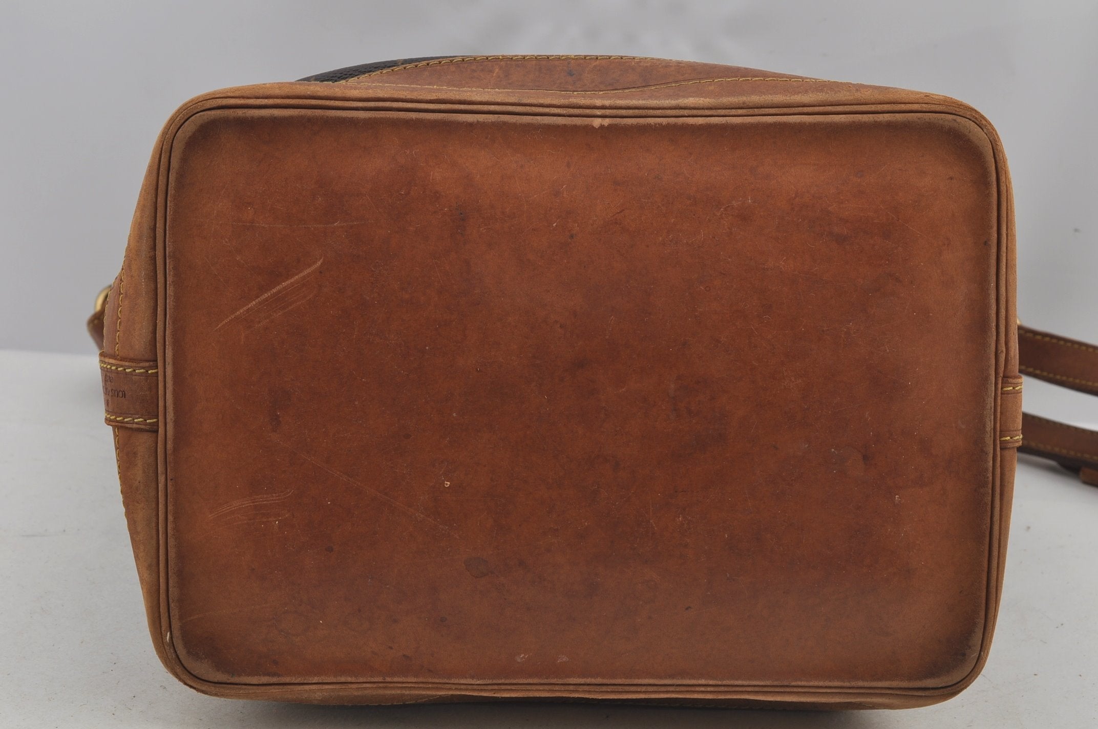 Authentic Louis Vuitton Monogram Noe Shoulder Drawstring Bag M42224 LV 6427J