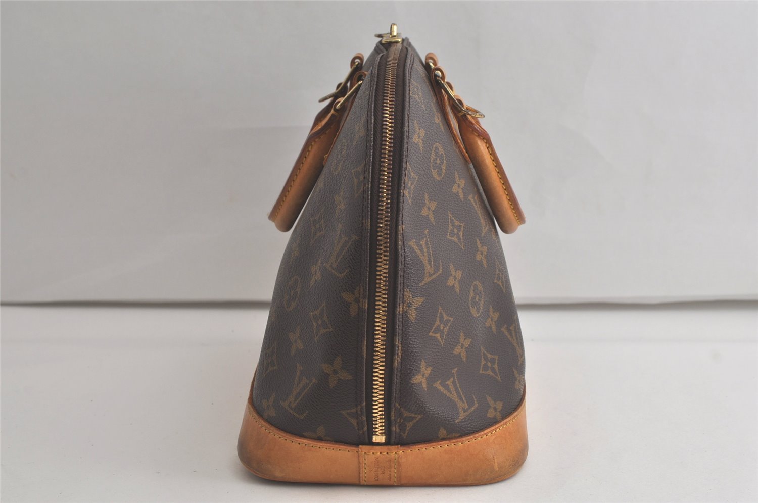 Authentic Louis Vuitton Monogram Alma Hand Bag Purse M51130 LV 6429K