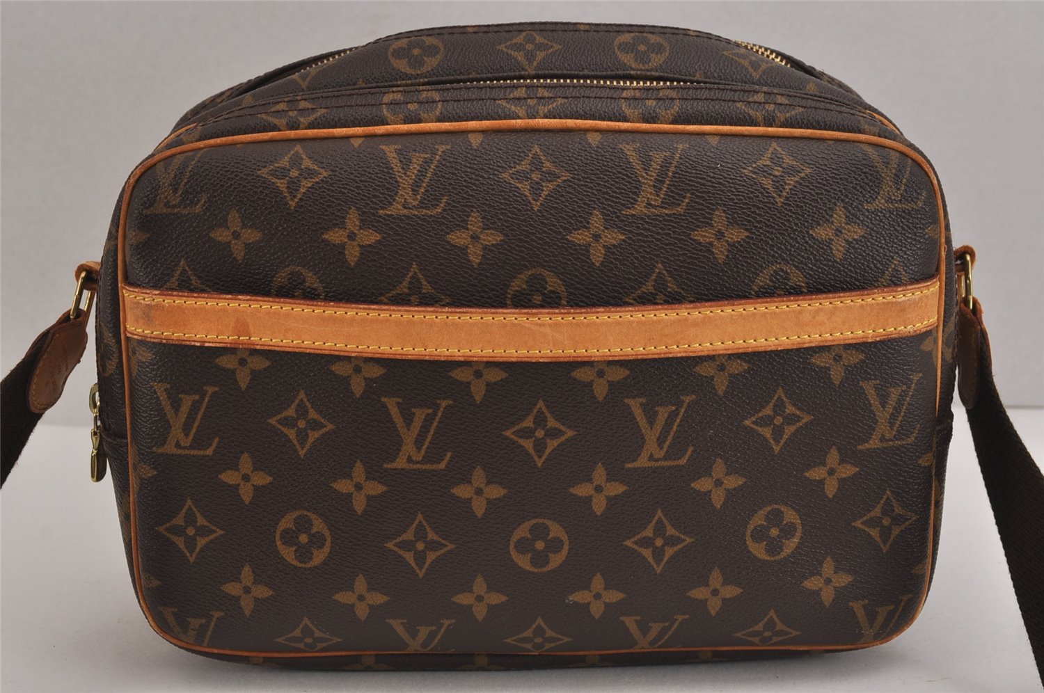 Authentic Louis Vuitton Monogram Reporter PM Shoulder Cross Bag M45254 LV 6440J
