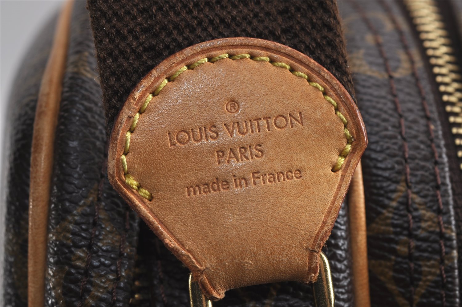 Authentic Louis Vuitton Monogram Reporter PM Shoulder Cross Bag M45254 LV 6440J