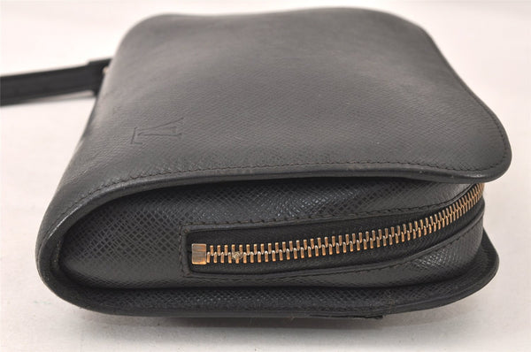 Authentic Louis Vuitton Taiga Baikal Clutch Bag Black M30182 LV 6440K