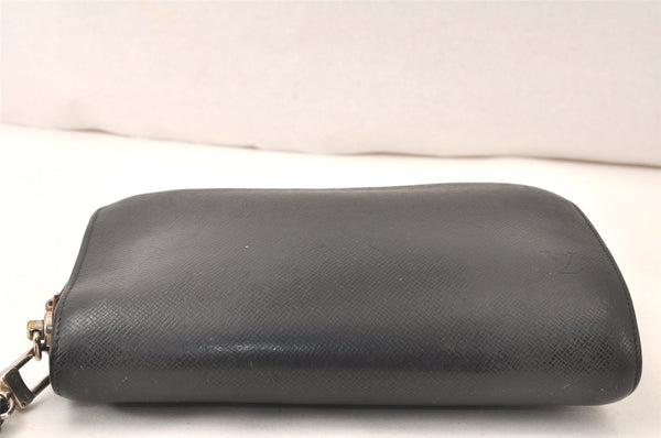 Authentic Louis Vuitton Taiga Baikal Clutch Bag Black M30182 LV 6440K