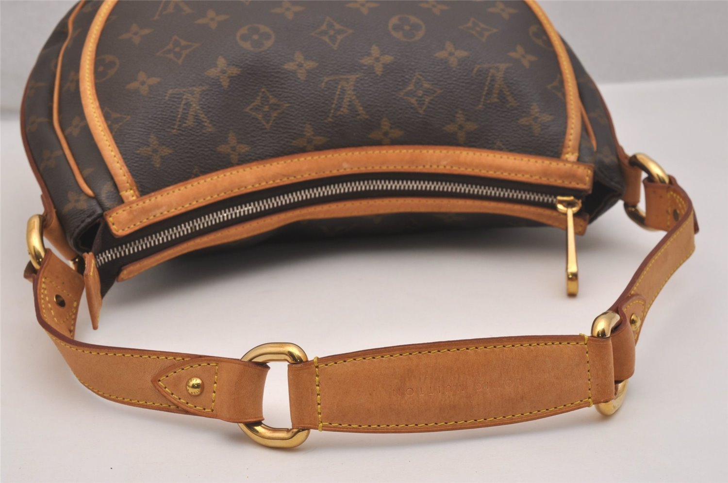 Authentic Louis Vuitton Monogram Tulum PM Shoulder Bag M40076 LV 6441J